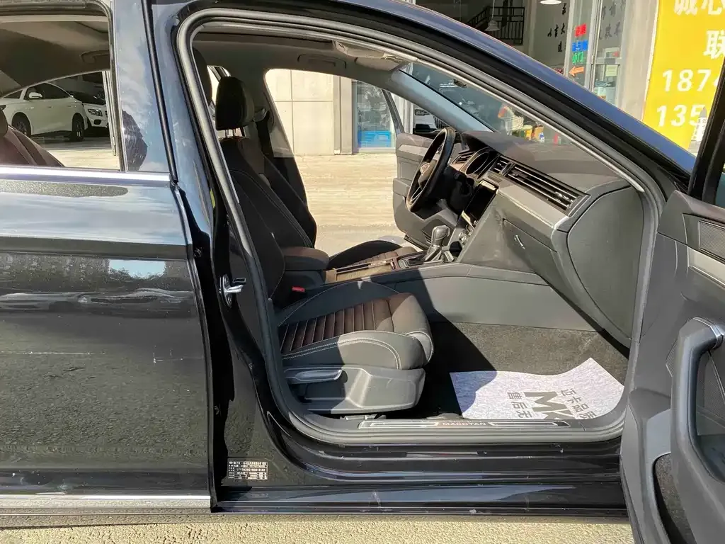 Volkswagen Magotan 2021 из CN, фото 5