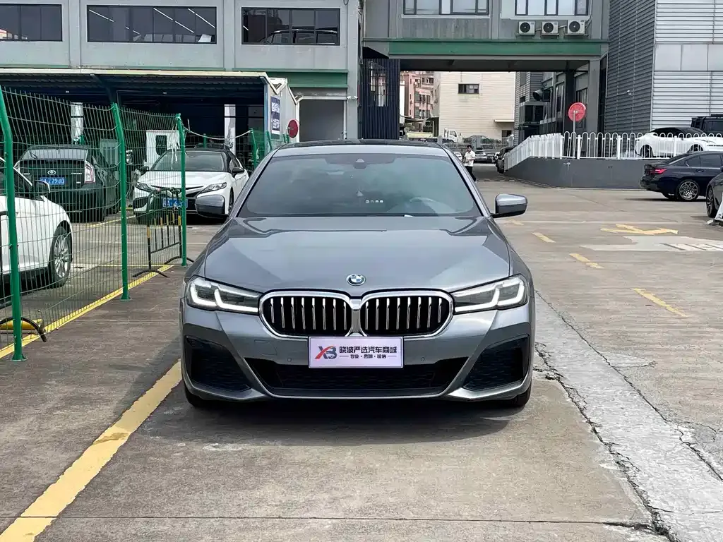 BMW 5 Series (Import) — фото 4