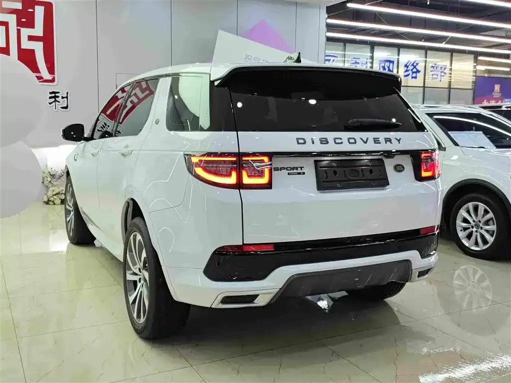 Land Rover Discovery Sport — фото 2