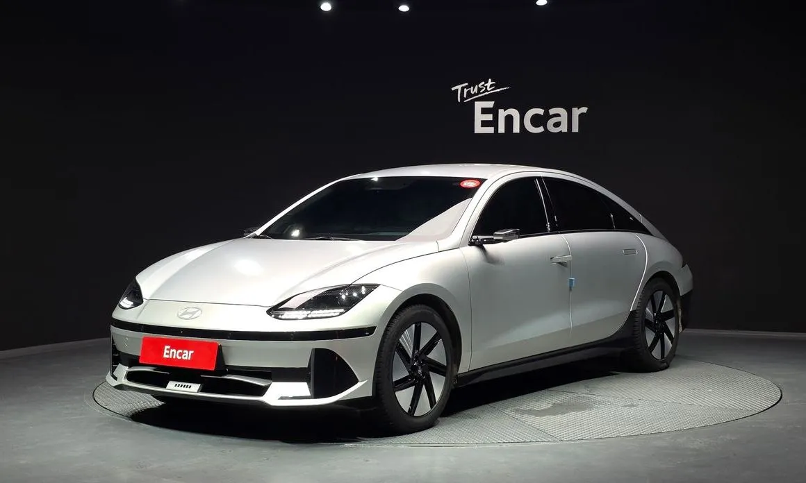 Hyundai Ioniq6 — фото 1