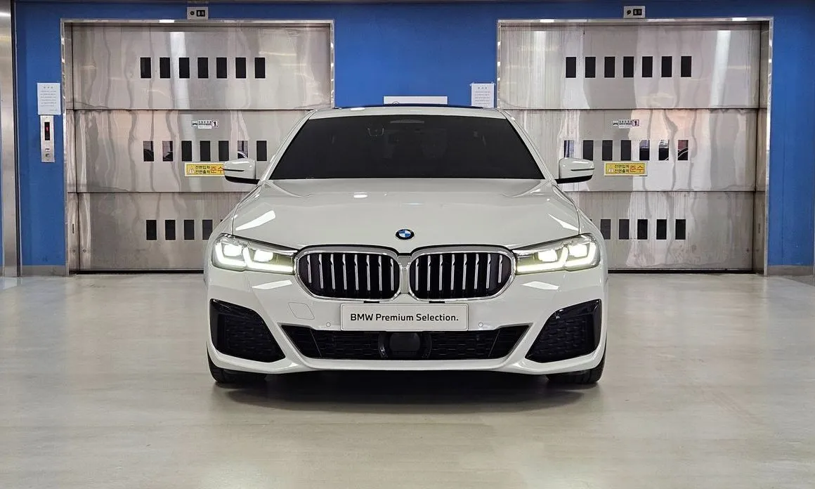 BMW 5-Series 2022 из KR, фото 9