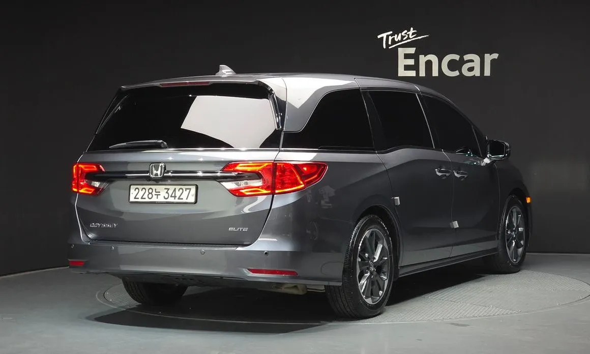 Honda Odyssey 2023 из KR, фото 2