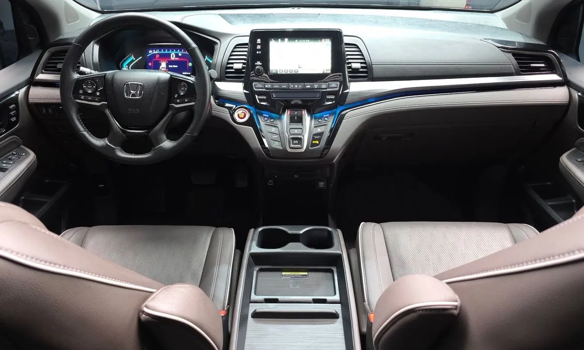 Honda Odyssey 2023 из KR, фото 3