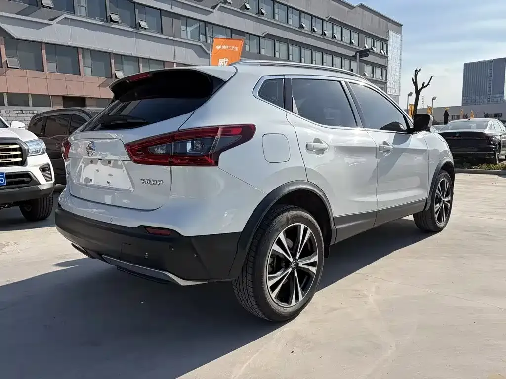 Nissan Qashqai 2022 из CN, фото 6