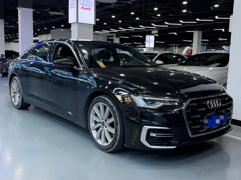 Audi A6L — фото 6