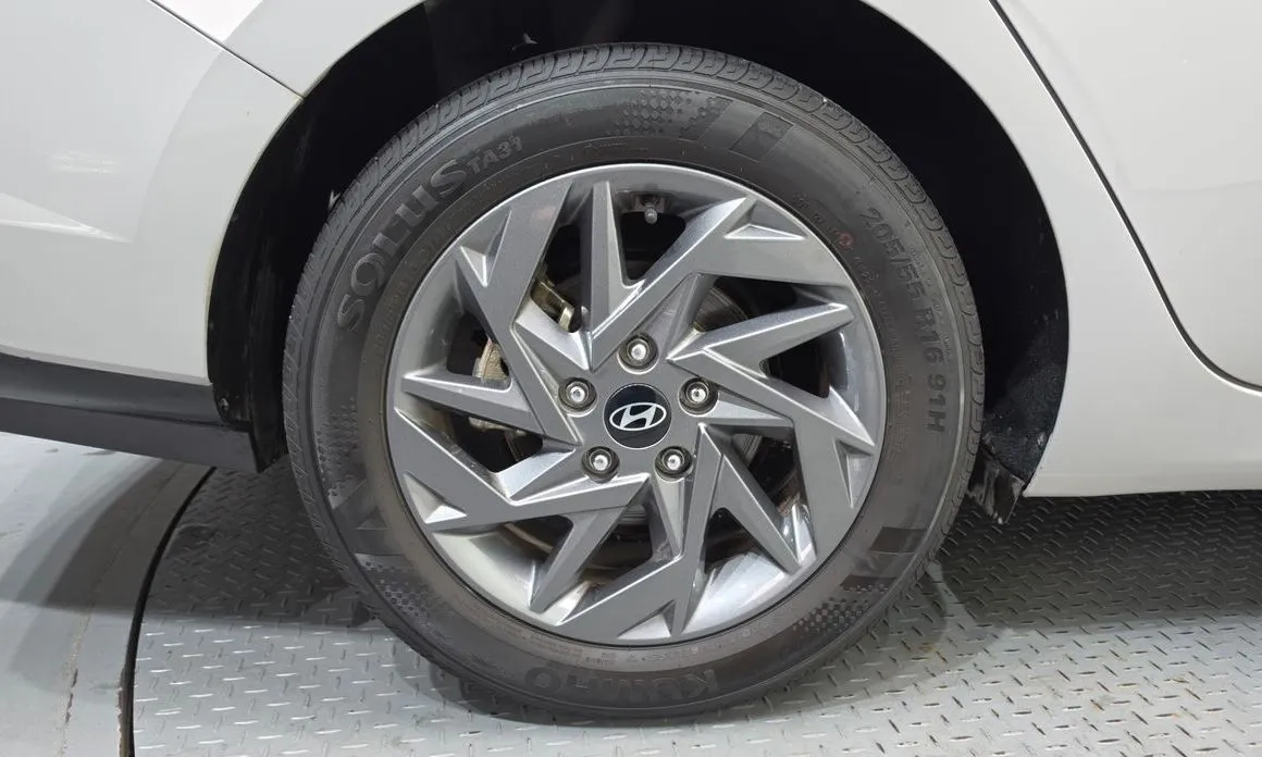 Hyundai AVANTE — фото 6