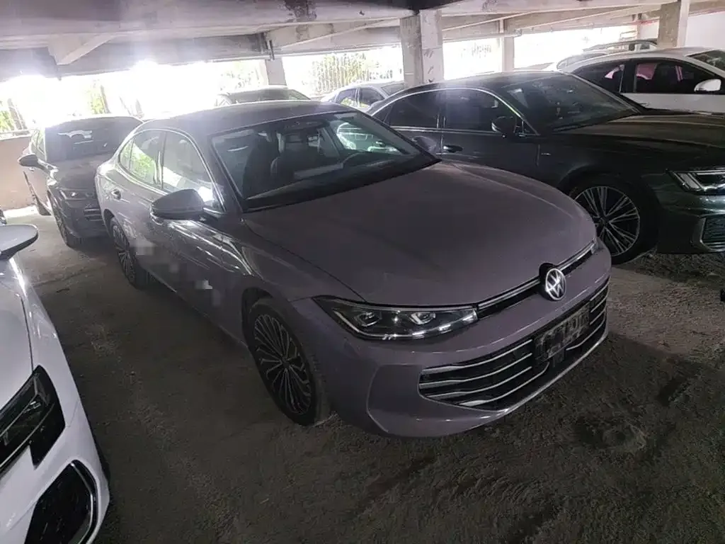 Volkswagen Passat — фото 8