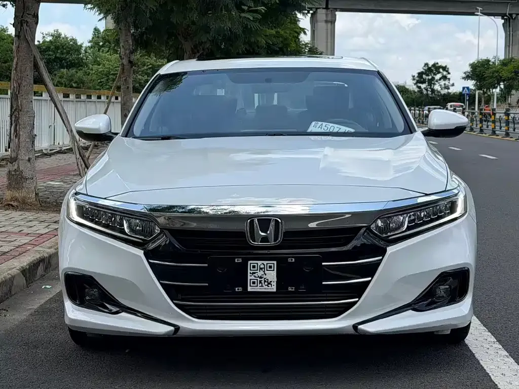 Honda Accord — фото 2