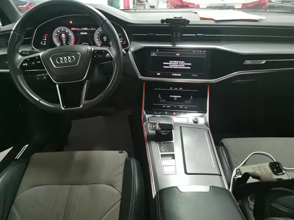 Audi A6L — фото 10