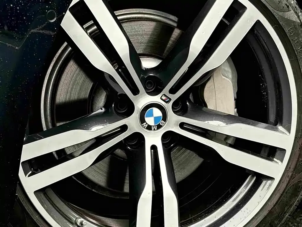 BMW 6 Series GT 2024 из CN, фото 2