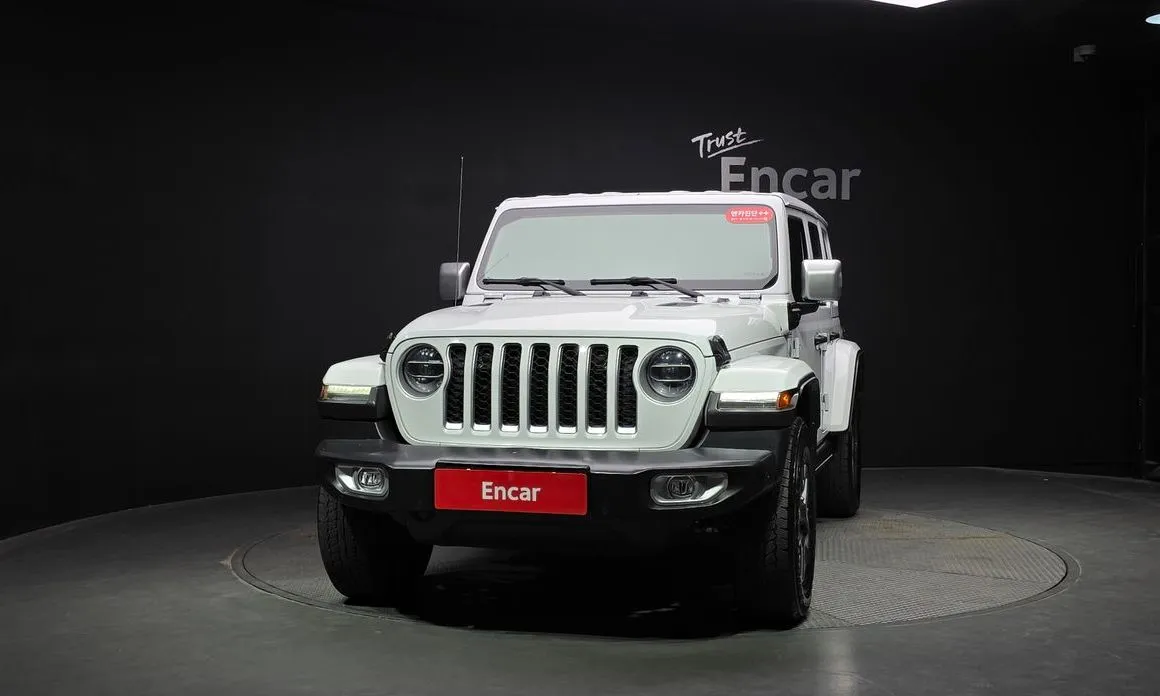 Jeep Wrangler 2022 из KR, фото 3