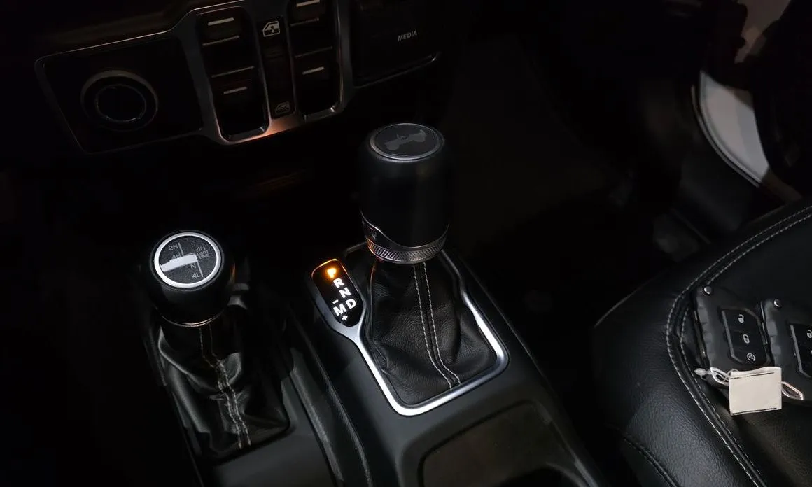 Jeep Wrangler 2022 из KR, фото 10