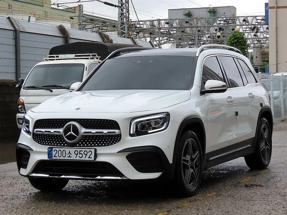 Mercedes-Benz GLB-Class — фото 7