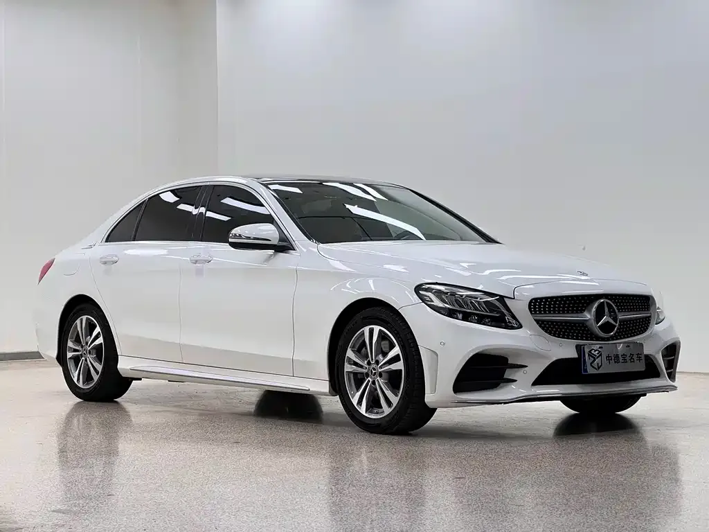 Mercedes-Benz C-Class — фото 2