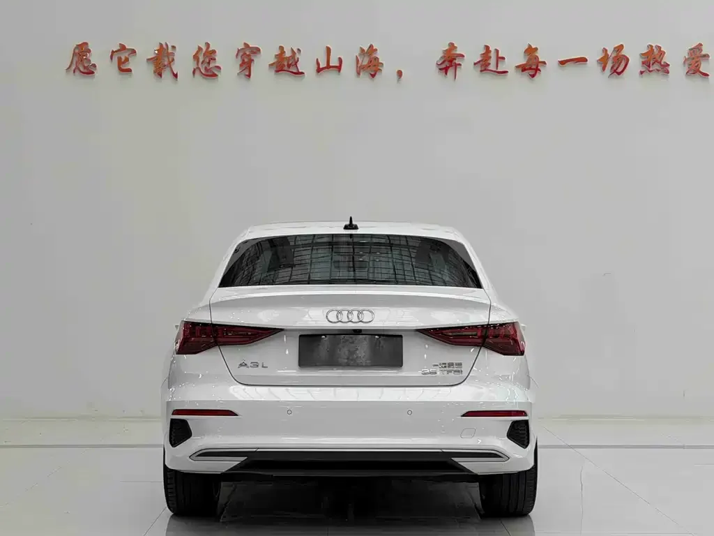 Audi A3 — фото 2