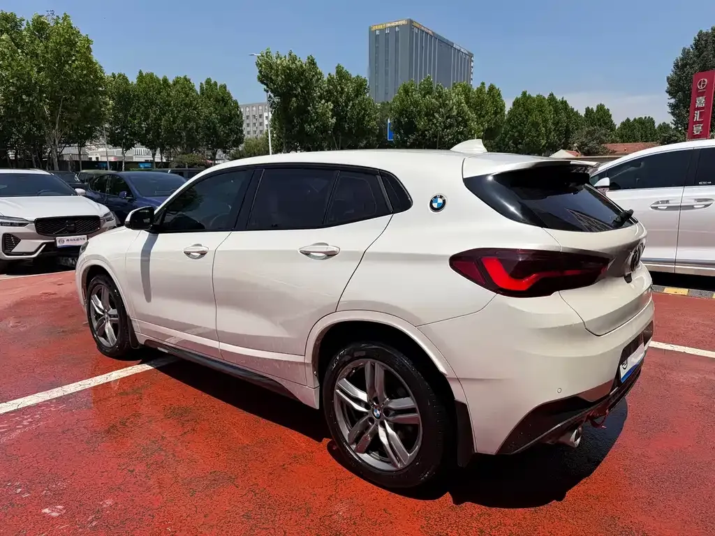 BMW X2 — фото 6