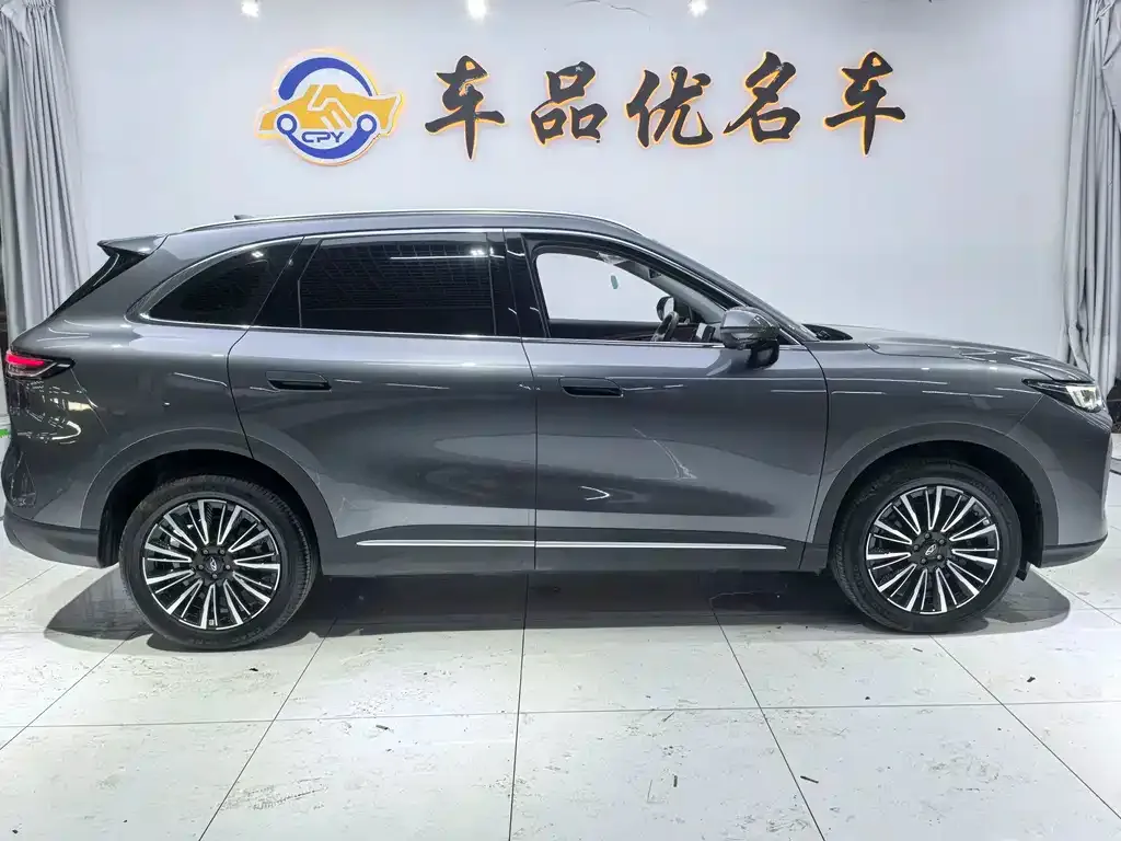 Chery Tiggo 8 — фото 7