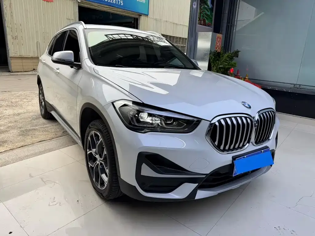 BMW X1 — фото 2