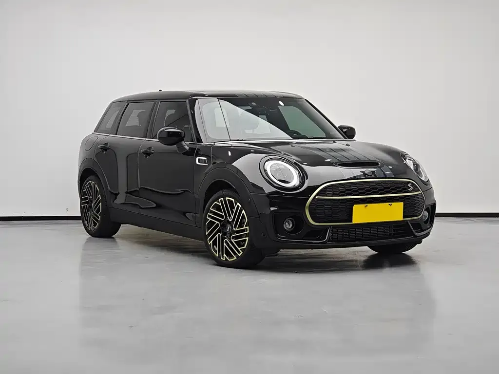 MINI Clubman — фото 7