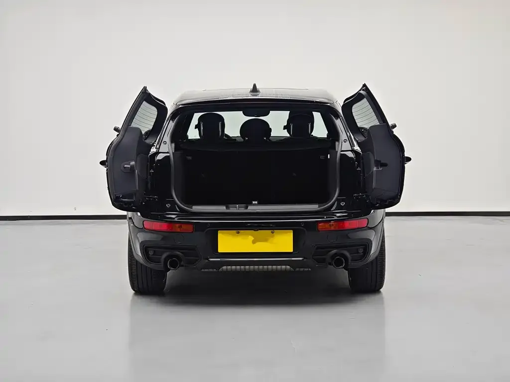 MINI Clubman — фото 8