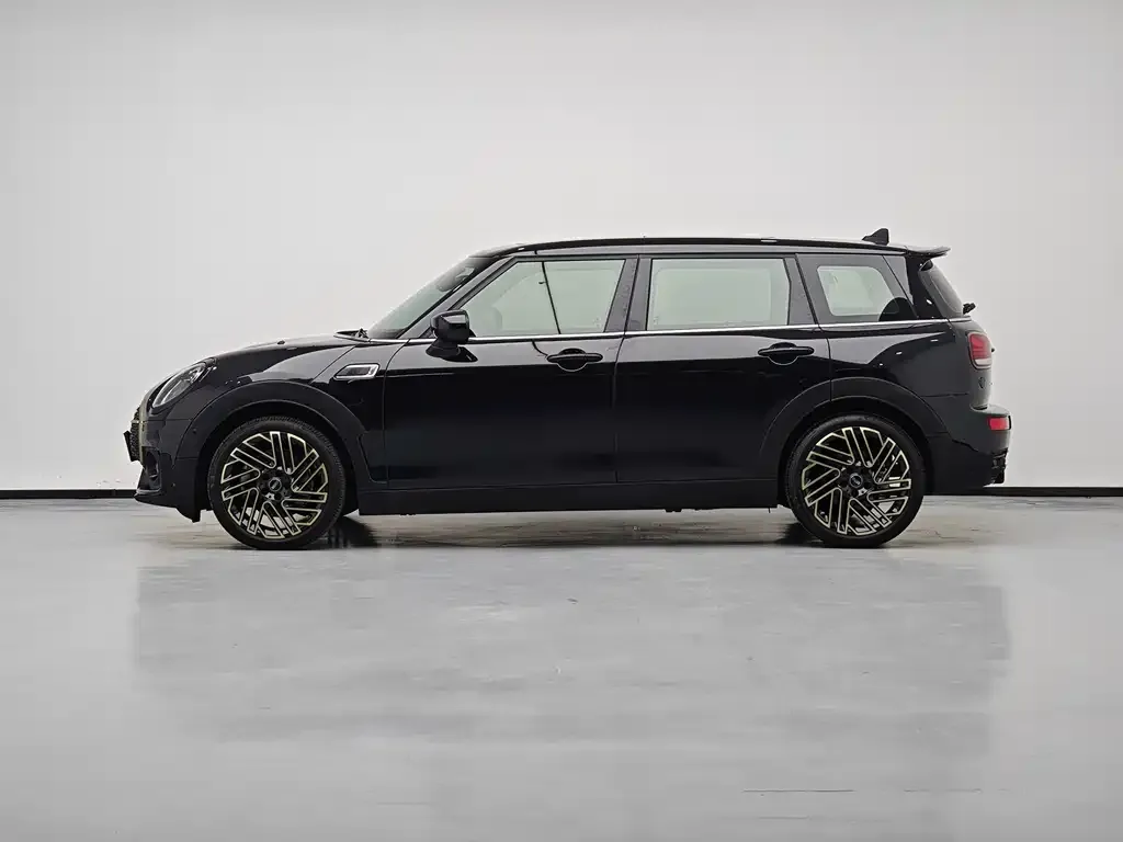MINI Clubman — фото 10