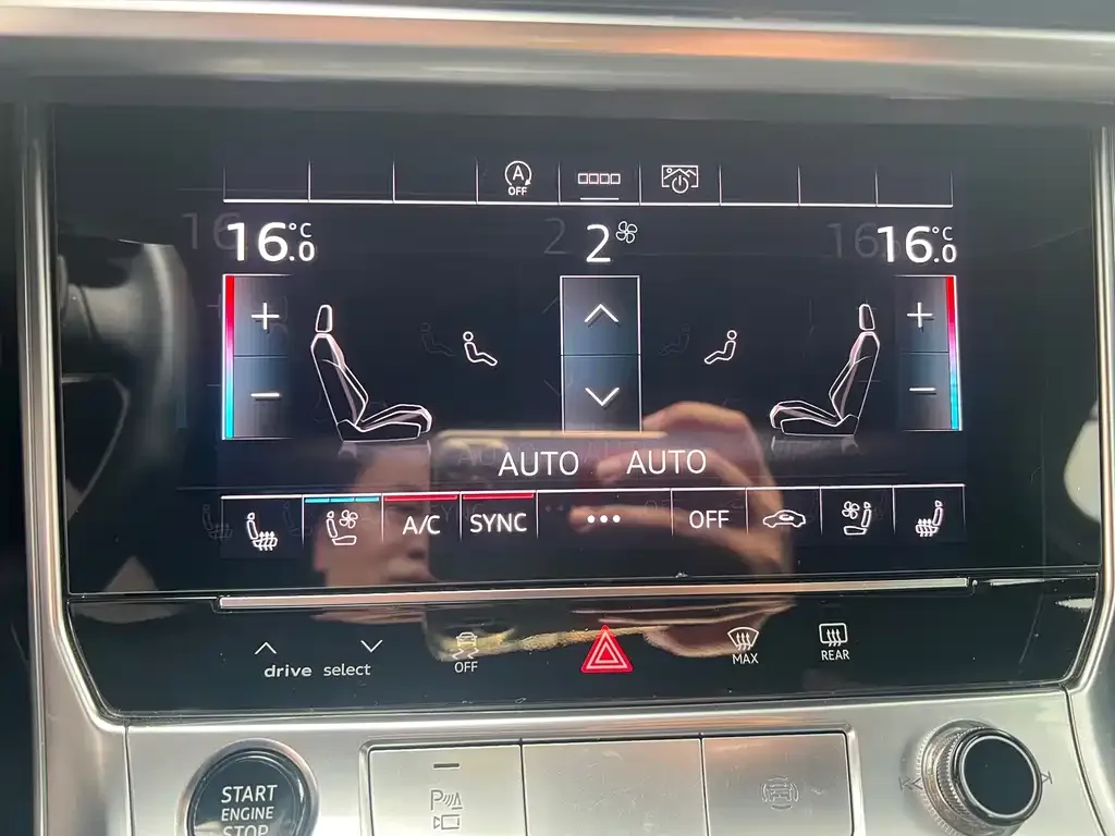 Audi A6L 2024 из CN, фото 5