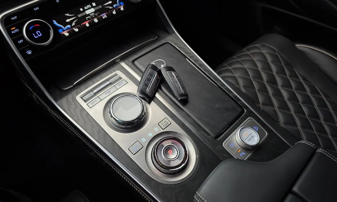 Genesis GV80 — фото 10