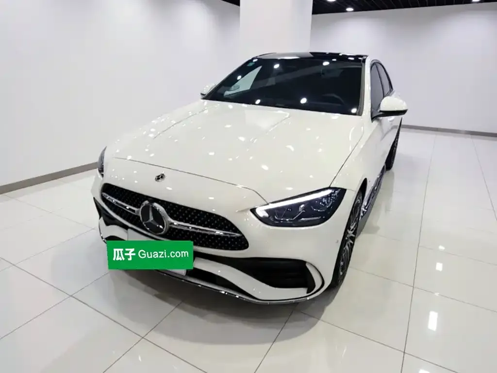 Mercedes-Benz C-Class — фото 1