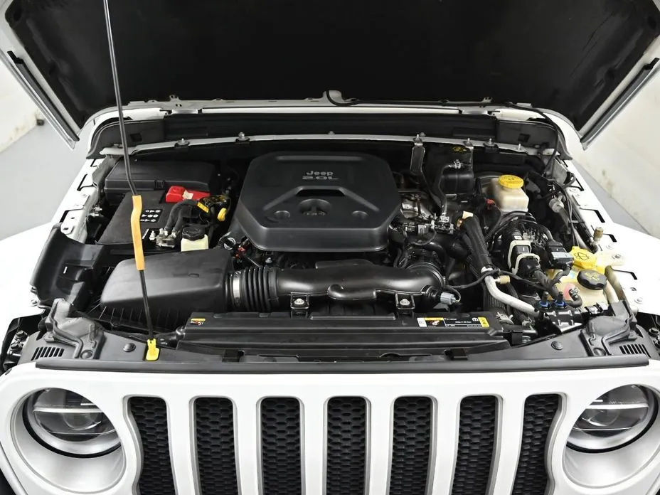 Jeep Wrangler — фото 10