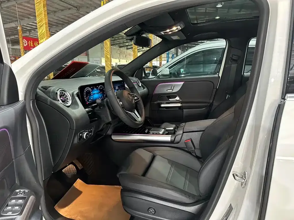 Mercedes-Benz GLA — фото 7