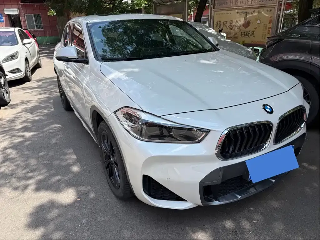 BMW X2 — фото 9
