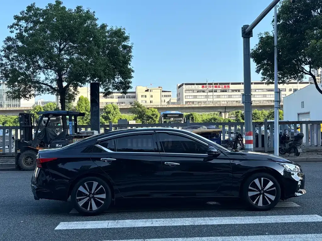 Nissan Teana 2022 из CN, фото 6
