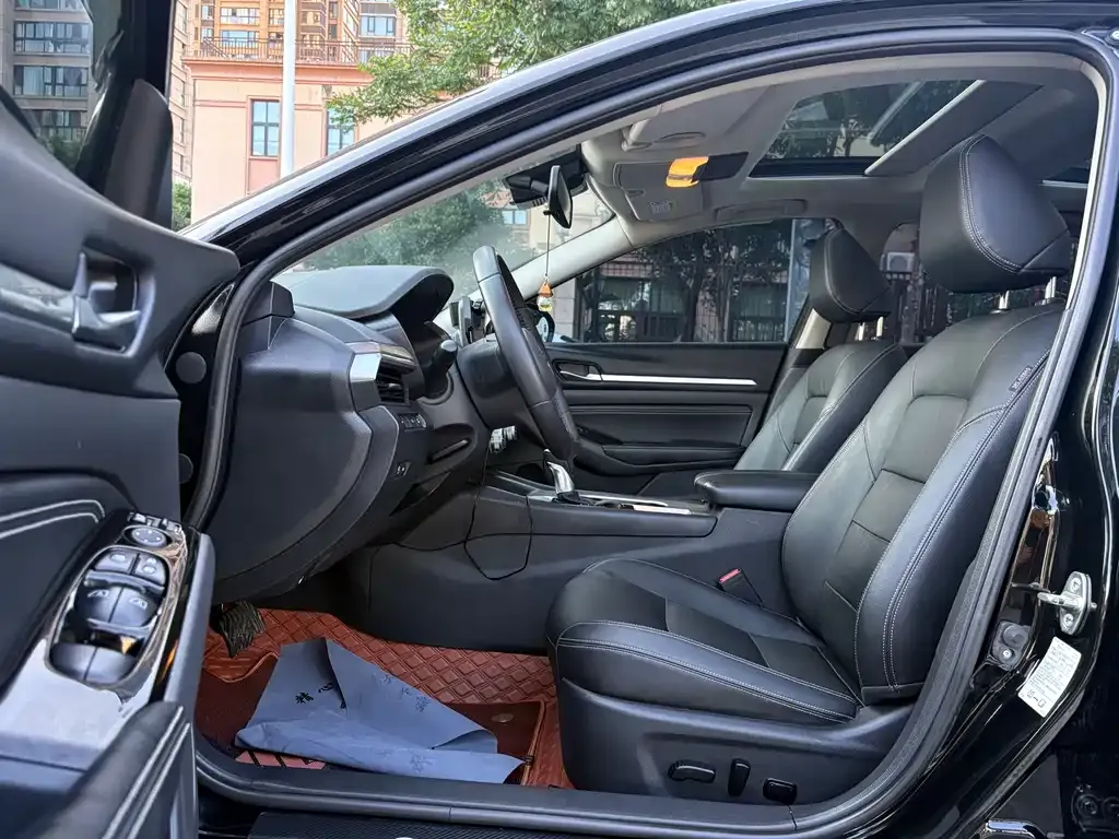 Nissan Teana 2022 из CN, фото 2