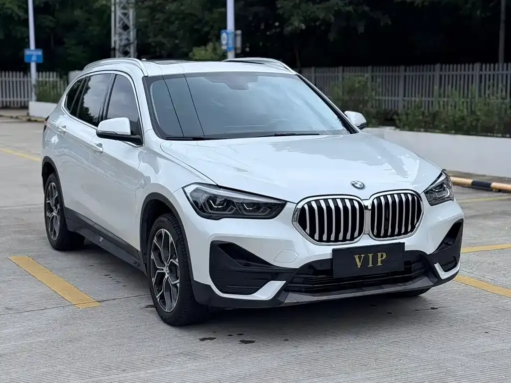 BMW X1 — фото 3