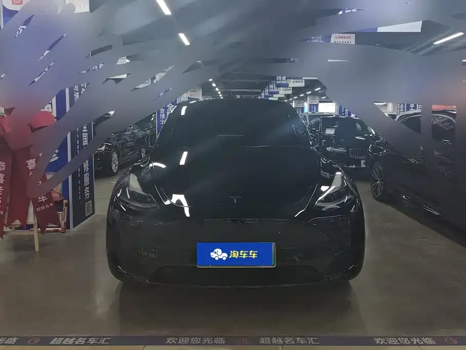 Tesla Model Y — фото 2