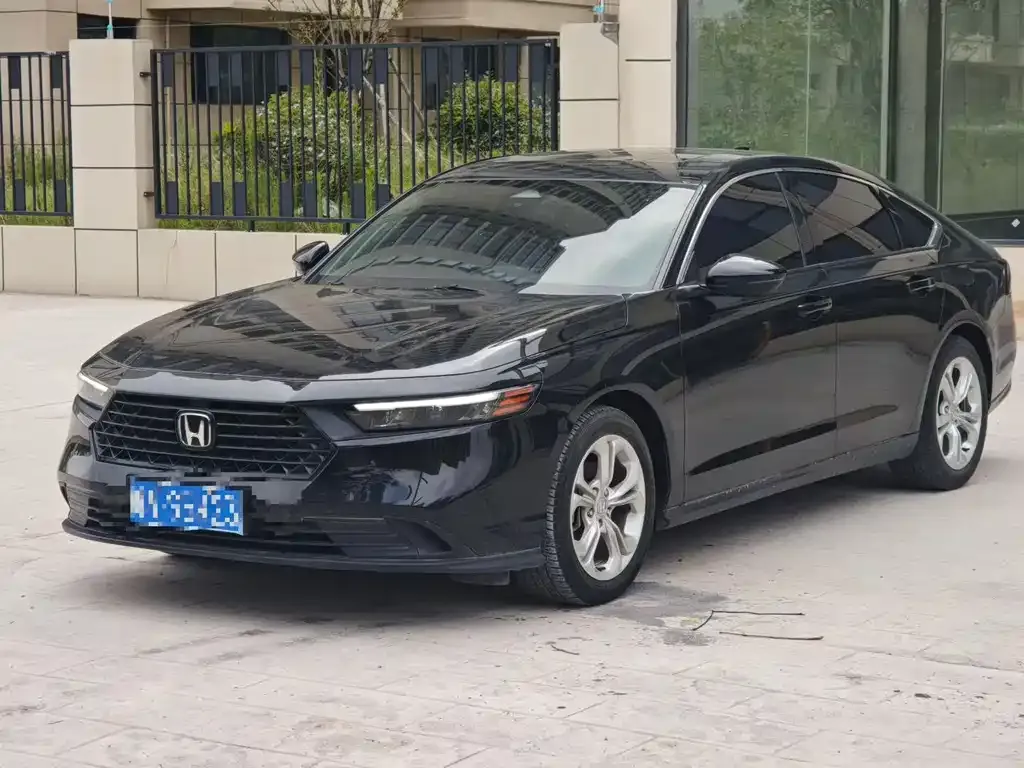 Honda Accord — фото 2