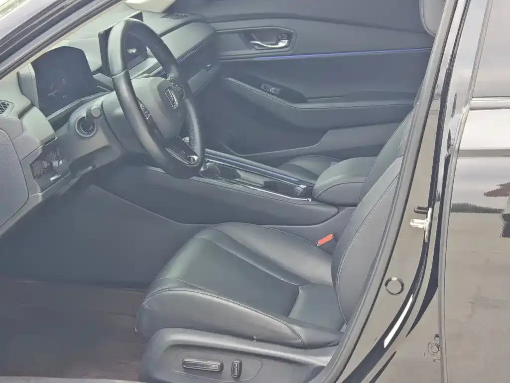Honda Accord — фото 3