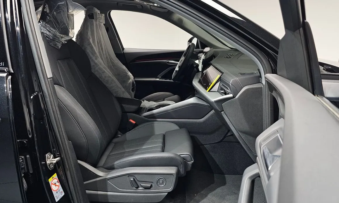 Audi Q5 2025 из KR, фото 5