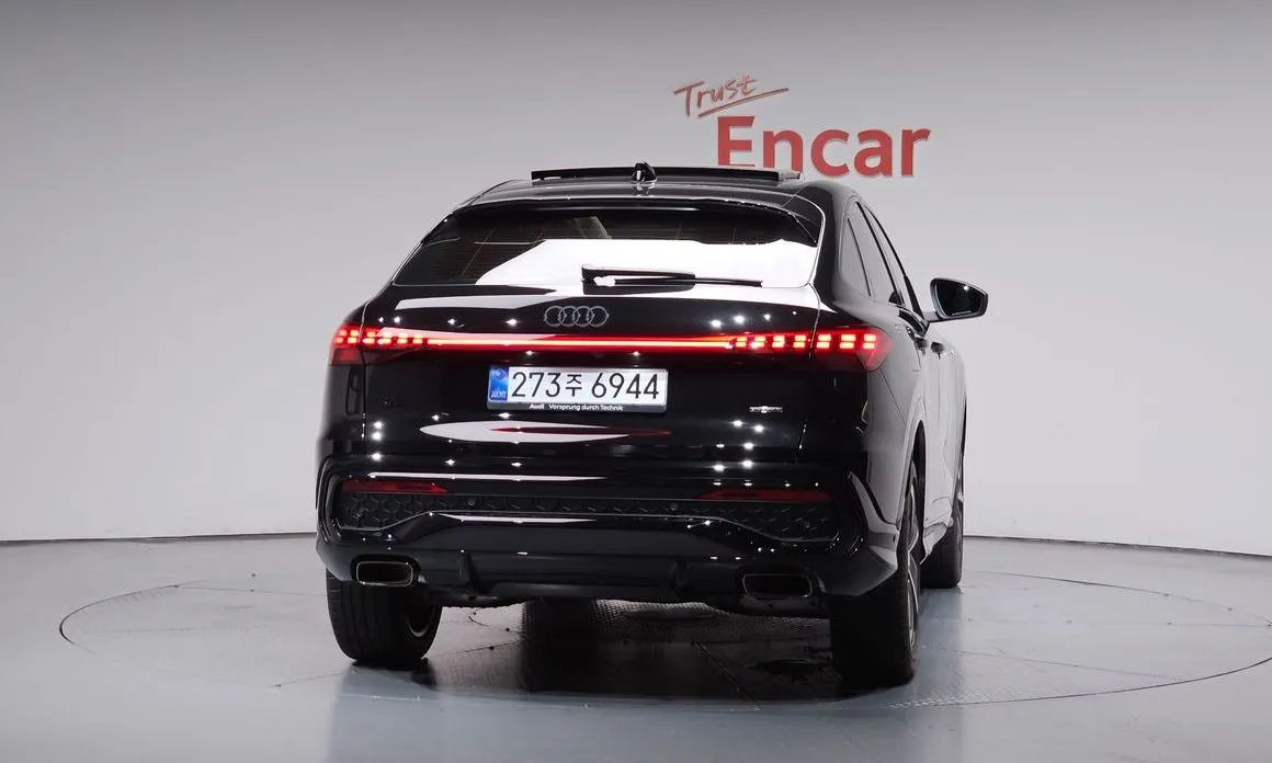 Audi Q5 2025 из KR, фото 4