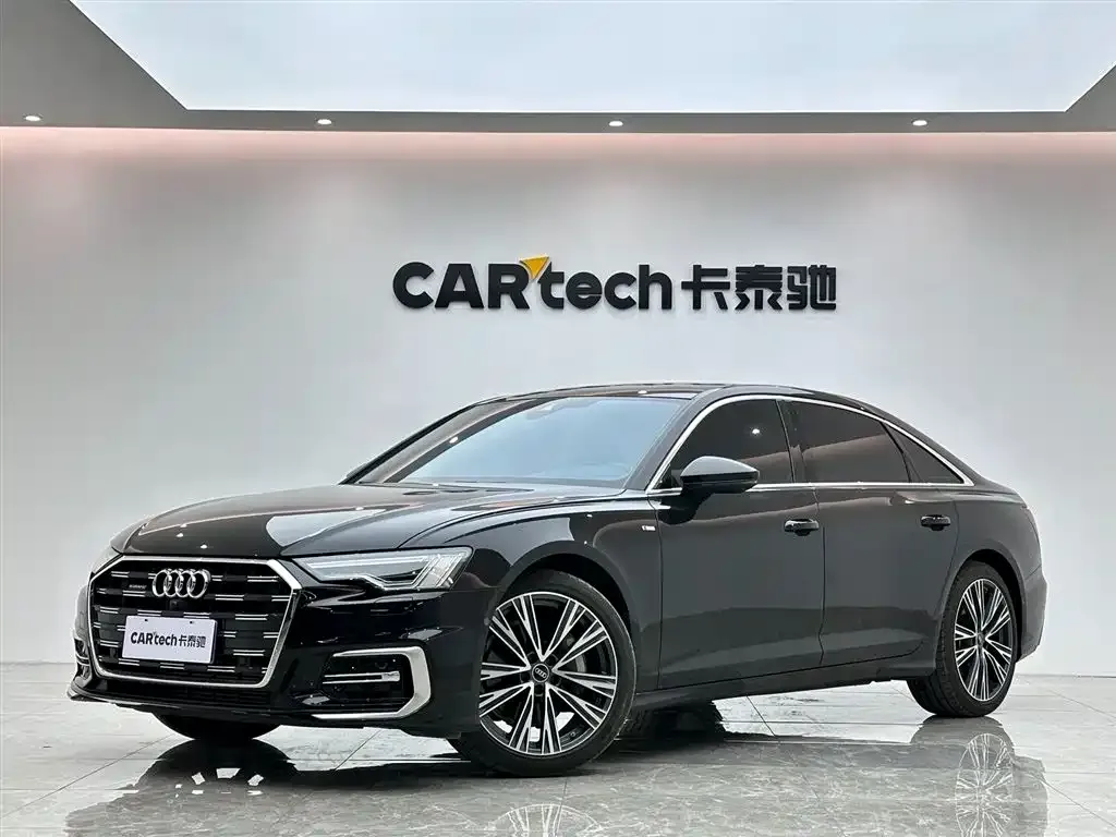 Audi A6L — фото 1