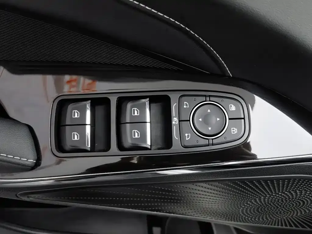 Haval H6 — фото 6