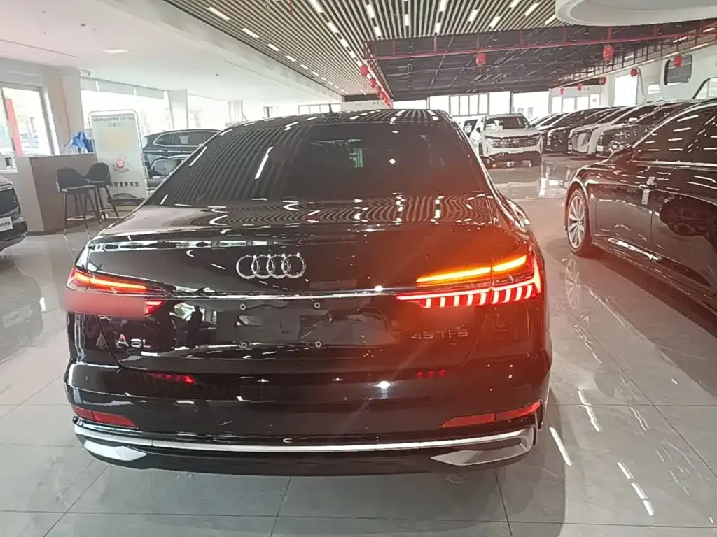 Audi A6L — фото 7