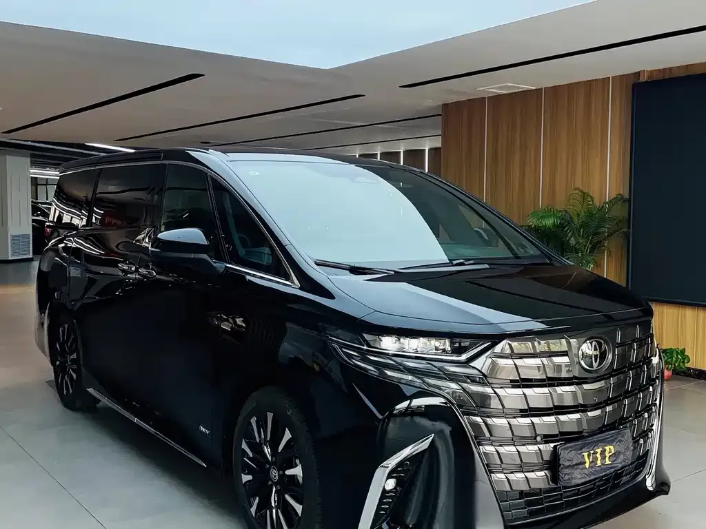Toyota Vellfire — фото 6
