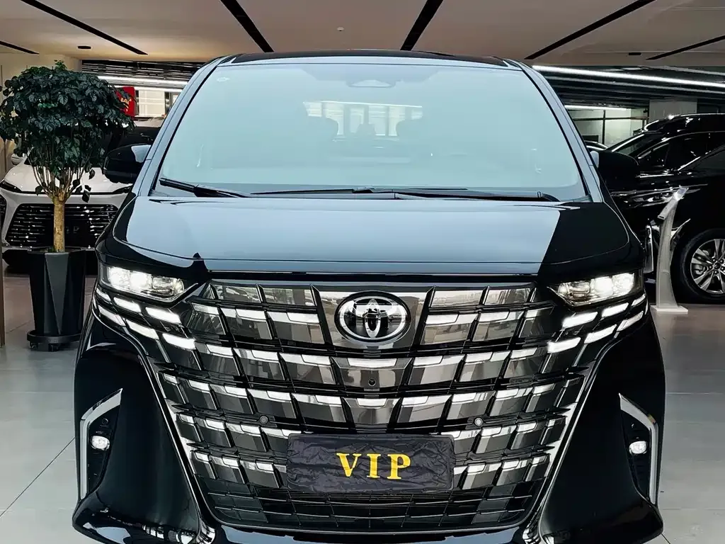 Toyota Vellfire — фото 4