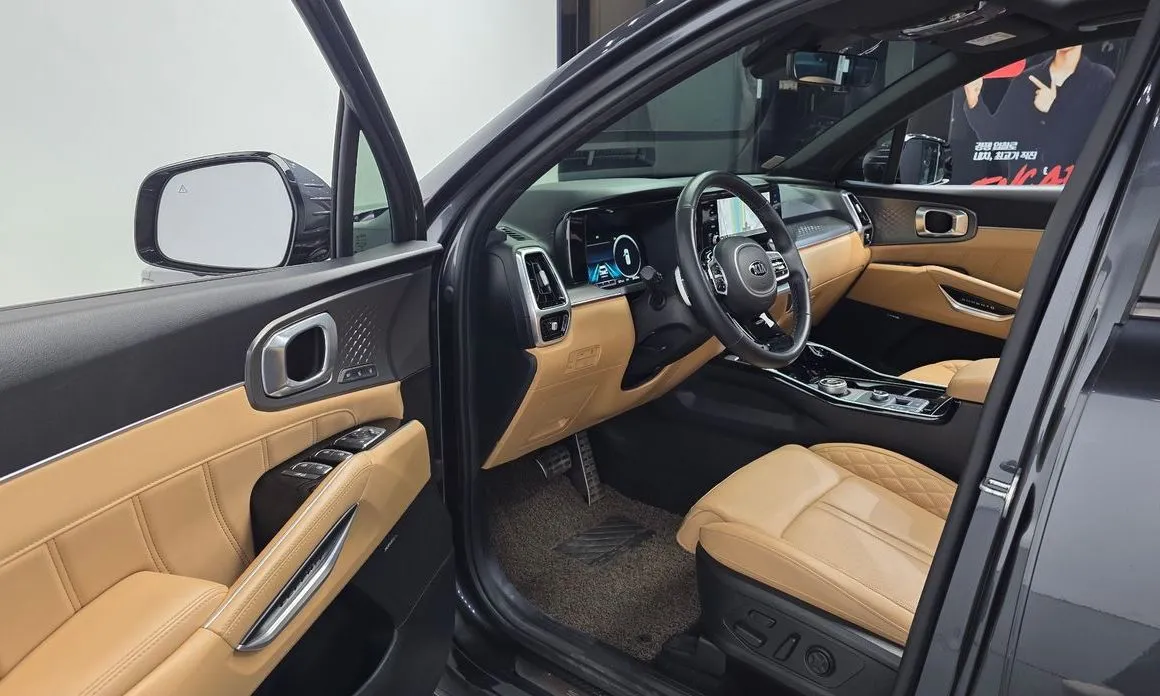 Kia Sorento — фото 10