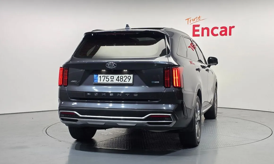 Kia Sorento — фото 2