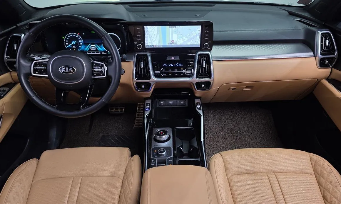 Kia Sorento — фото 8
