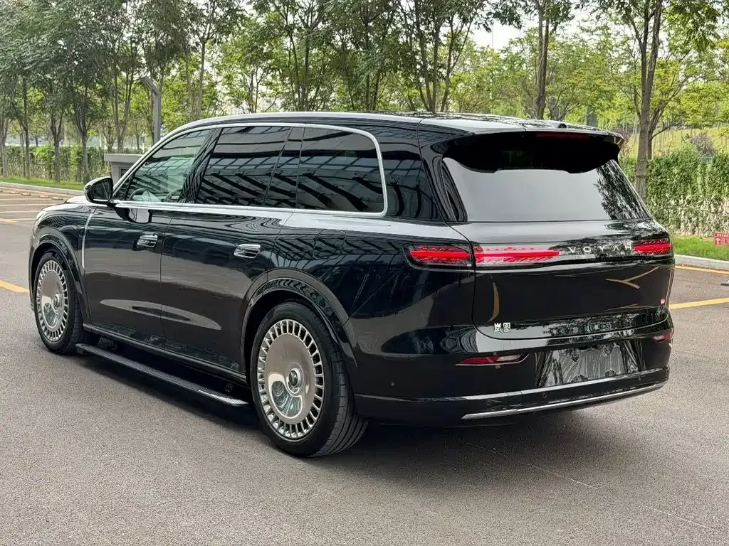 VOYAH Lantu Taishan 2025 из CN, фото 8