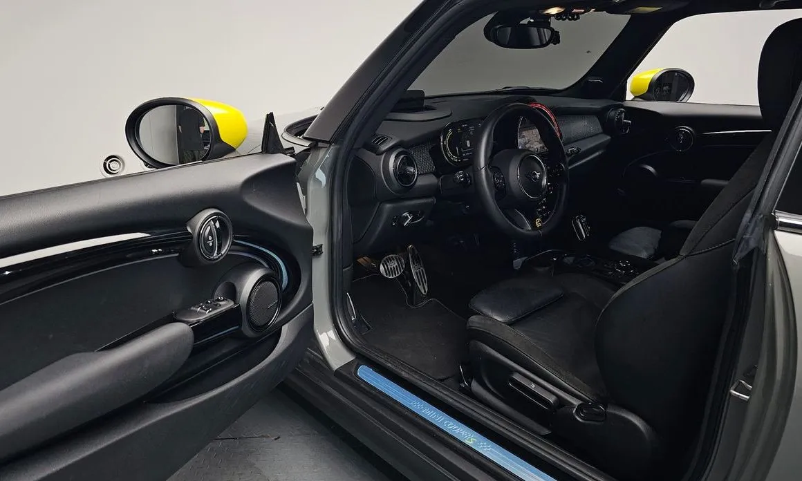 Mini Cooper 2022 из KR, фото 10
