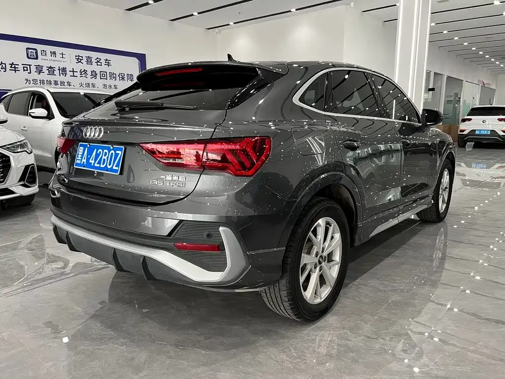 Audi Q3 Sportback — фото 7